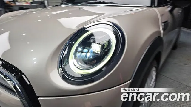 Mini Cooper Cooper Classic Plus Launch Pack — Фото автомобиля 22