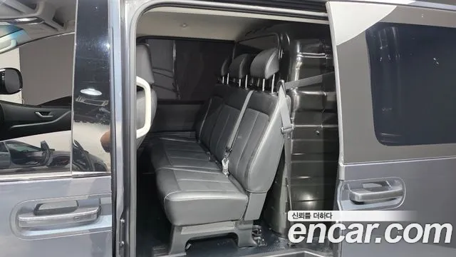 Hyundai Staria — Фото автомобиля 11