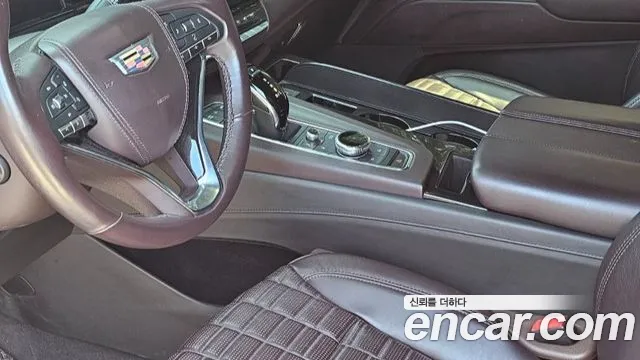 Cadillac Escalade Generation 5 — Фото автомобиля 7
