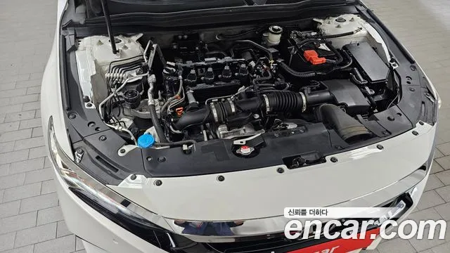 Honda Accord Accord 10 поколение 1.5 Turbo — Фото автомобиля 5