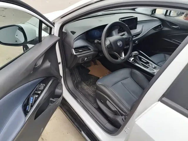 Buick Velite 6 — Фото автомобиля 15