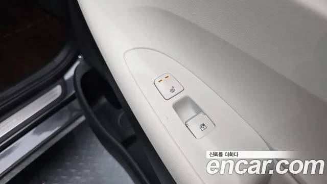 Hyundai Grandeur Новый Grandeur IG — Фото автомобиля 14