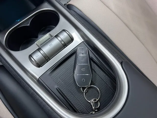 BYD Dolphin — Фото автомобиля 23