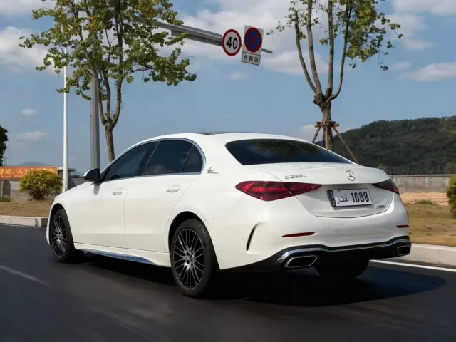 Mercedes-Benz C-Class — Фото автомобиля 4