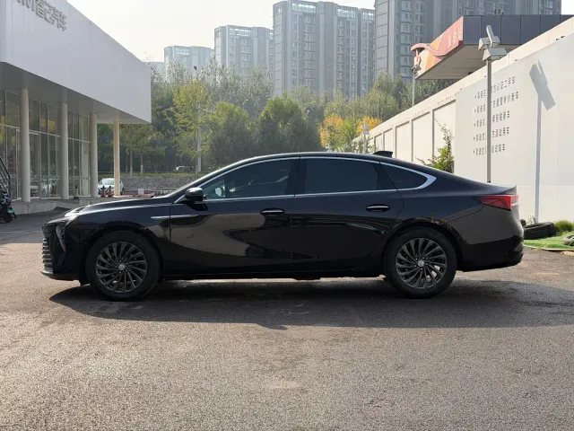 Buick LaCrosse — Фото автомобиля 3