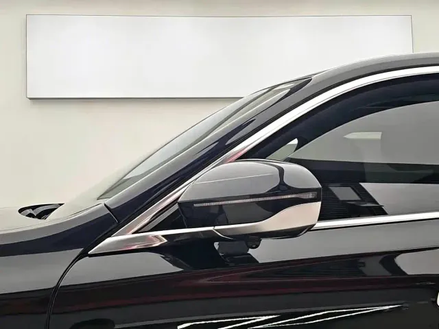 BMW 7 Series — Фото автомобиля 10