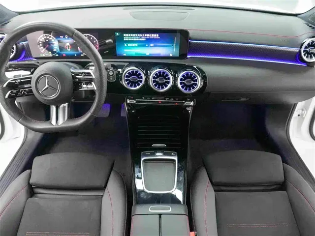 Mercedes-Benz A-Class — Фото автомобиля 10
