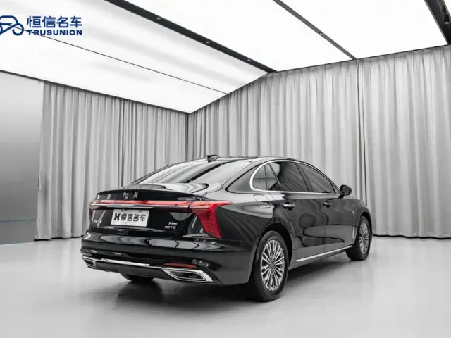 Hongqi H5 — Фото автомобиля 5