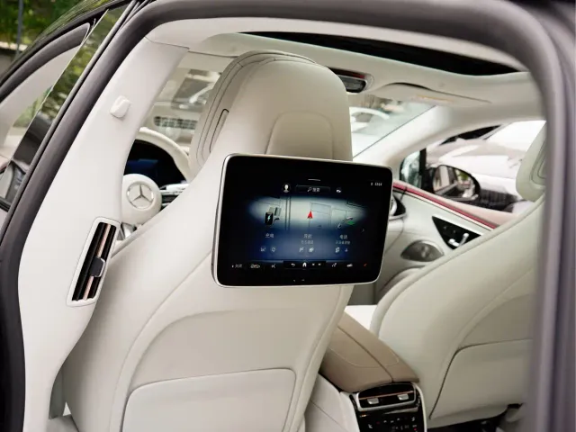 Mercedes-Benz EQS AMG — Фото автомобиля 18