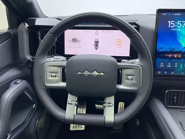 BYD FangChengBao Leopard 8 — Фото автомобиля 13
