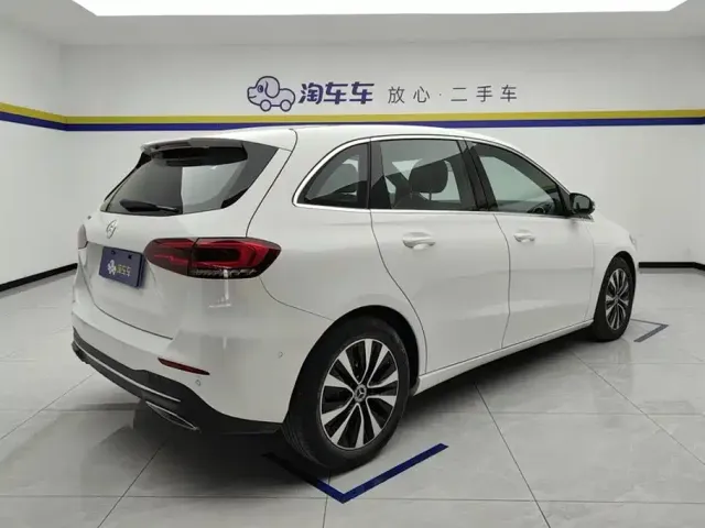 Mercedes-Benz B-Class — Фото автомобиля 3