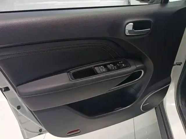 GAC Trumpchi Trumpchi GS3 2022 POWER 270T Auto Premium Edition — Фото автомобиля 7