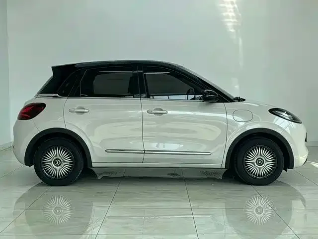 Wuling Bingo — Фото автомобиля 11