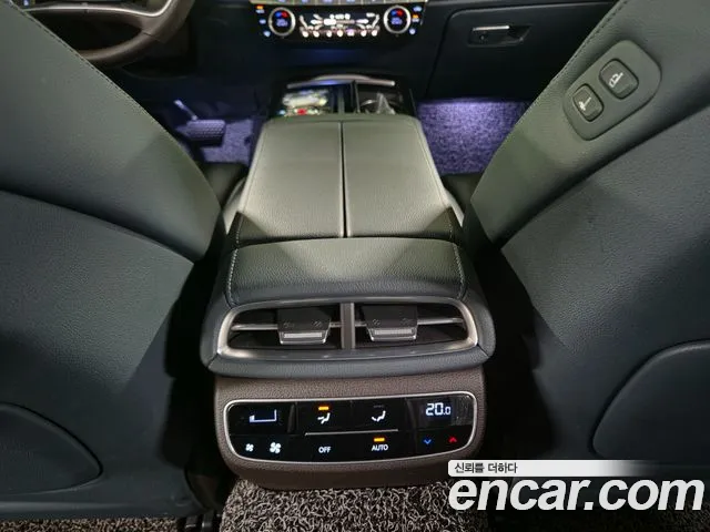 Genesis G80 Бензин 2.5 турбо AWD — Фото автомобиля 16