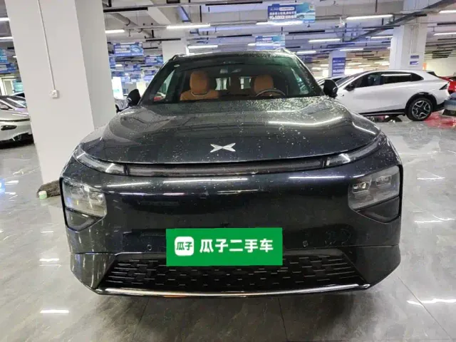 Xpeng G9 — Фото автомобиля 2