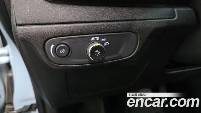 ChevroletGMDaewoo Bolt EV — Фото автомобиля 18