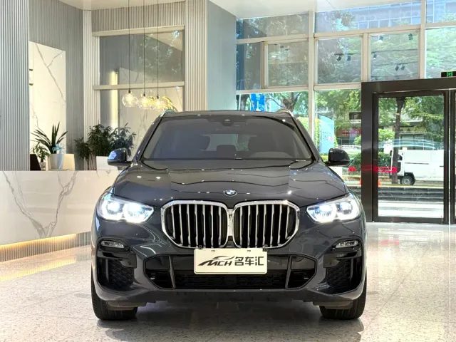 BMW X5 — Фото автомобиля 2