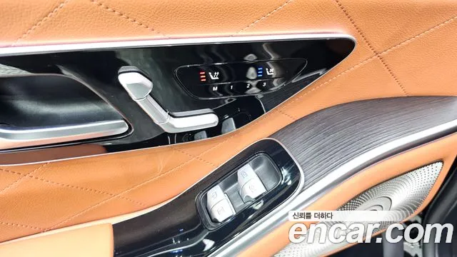 Mercedes-Benz S-Class — Фото автомобиля 27