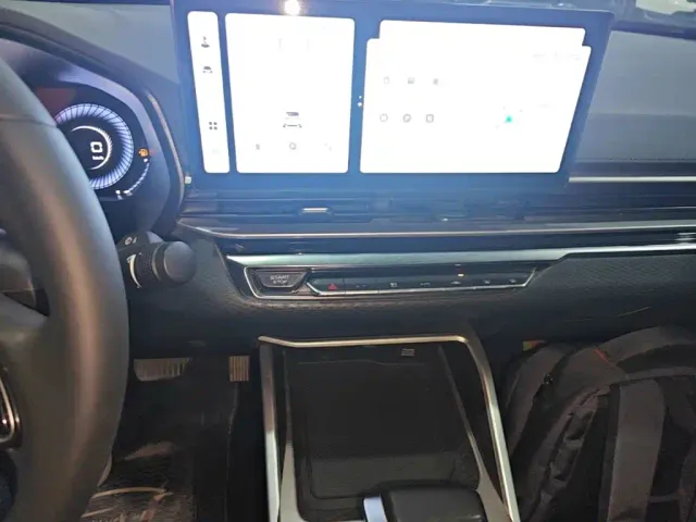 Geely Emgrand — Фото автомобиля 12