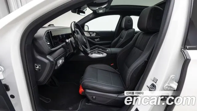 Mercedes-Benz GLE-Class — Фото автомобиля 10