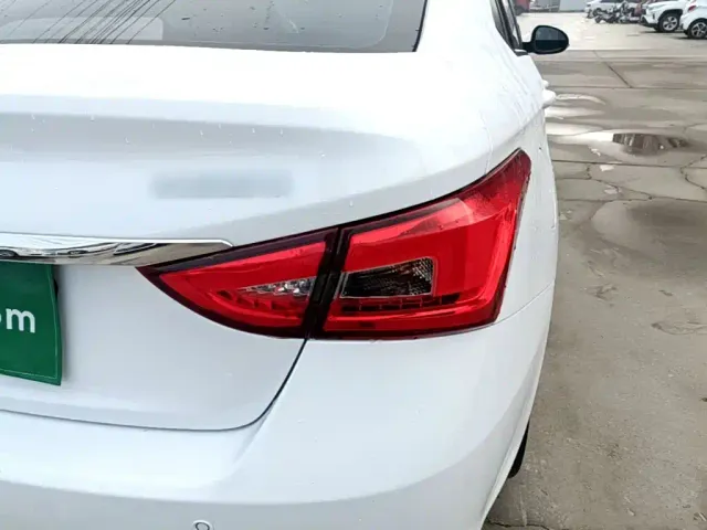 Chery Arrizo 5 — Фото автомобиля 7