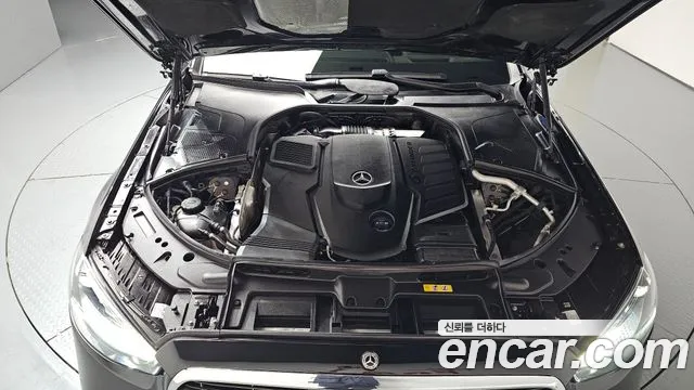 Mercedes-Benz S-Class — Фото автомобиля 5
