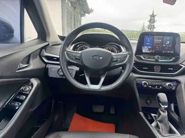 Chevrolet Orlando — Фото автомобиля 16