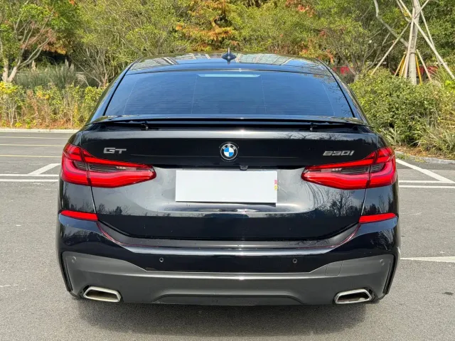 BMW 6 Series Gran Turismo — Фото автомобиля 16