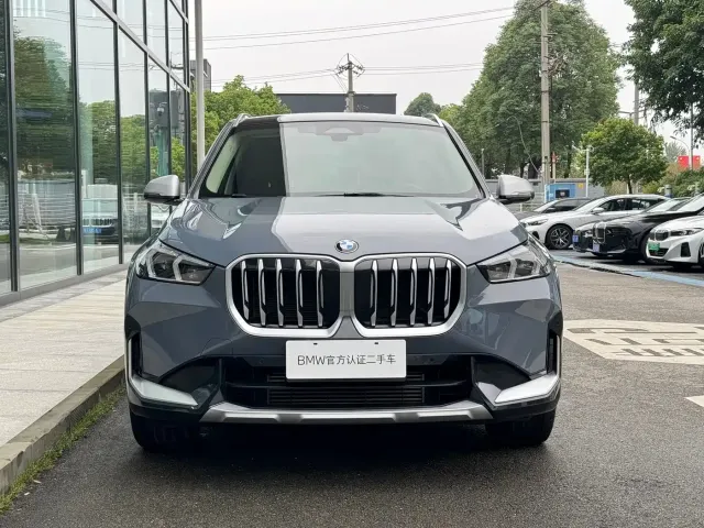 BMW X1 — Фото автомобиля 2
