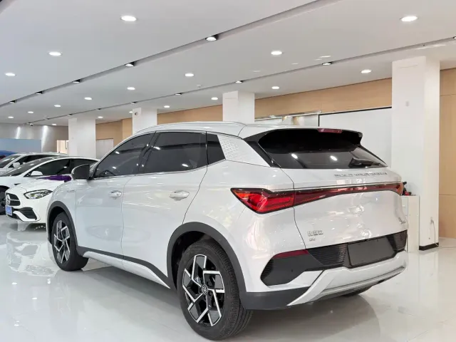 BYD Yuan PLUS — Фото автомобиля 9