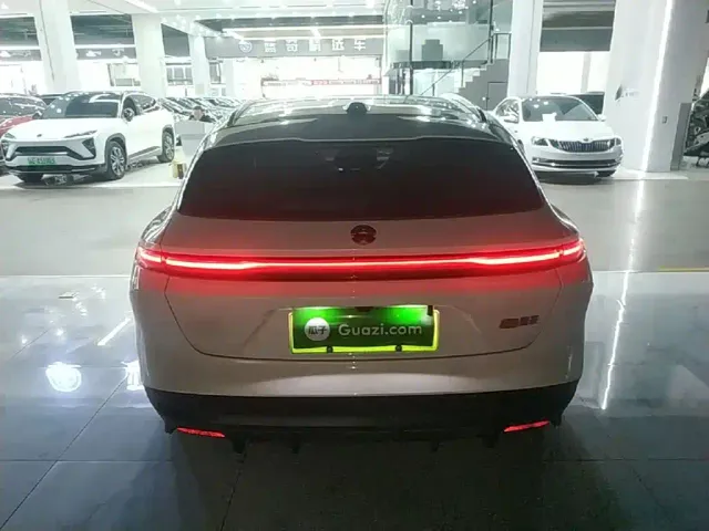 Nio ET5 Touring — Фото автомобиля 5