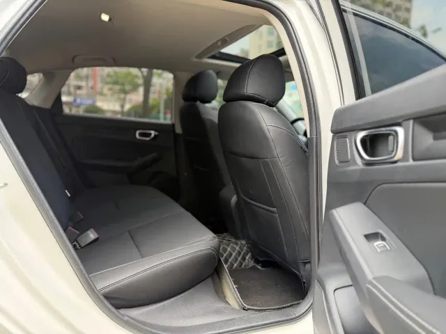 Honda Civic — Фото автомобиля 10