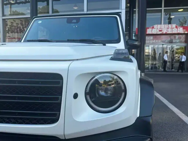 Mercedes-Benz G-Class — Фото автомобиля 10
