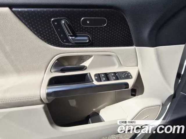 Mercedes-Benz EQB X243 — Фото автомобиля 16