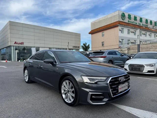 Audi A6L — Фото автомобиля 3