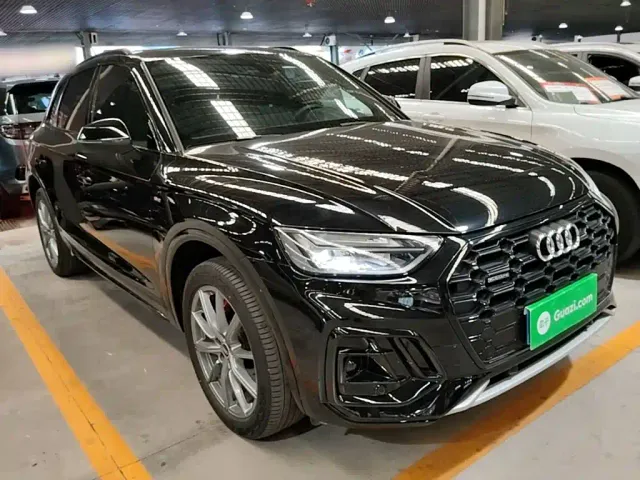 Audi Q5L — Фото автомобиля 3