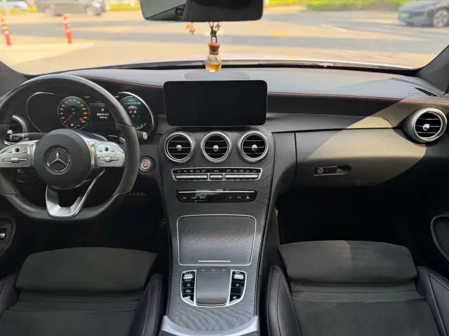 Mercedes-Benz C-Class — Фото автомобиля 6