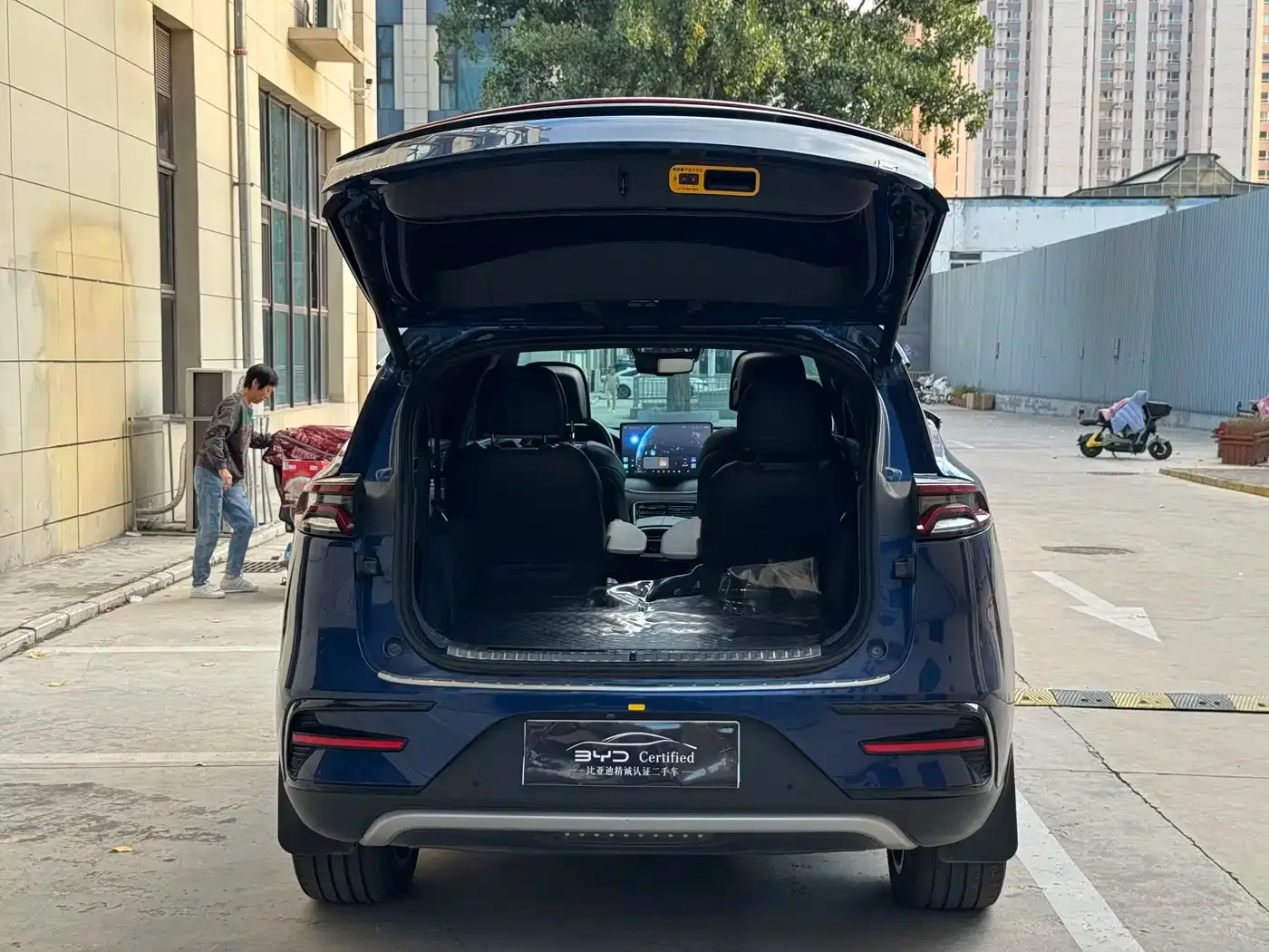 BYD Tang New Energy 2022 EV 635KM AWD Flagship — Фото автомобиля 12