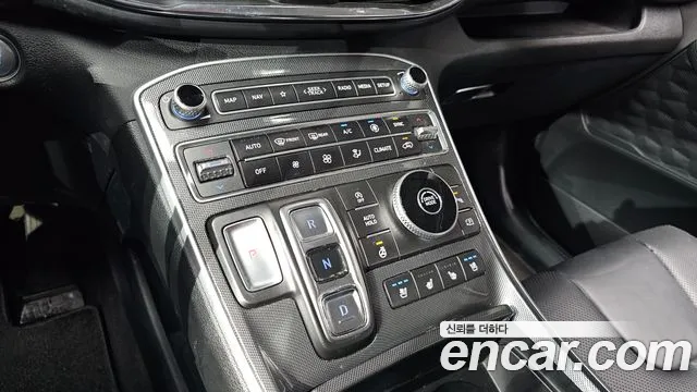 Hyundai Santafe Новый Santa Fe Дизель 2.2 2WD — Фото автомобиля 9