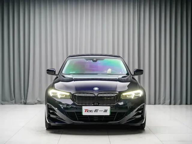 BMW i3 — Фото автомобиля 2