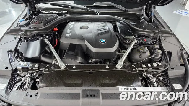 BMW 5 Series G60 — Фото автомобиля 9