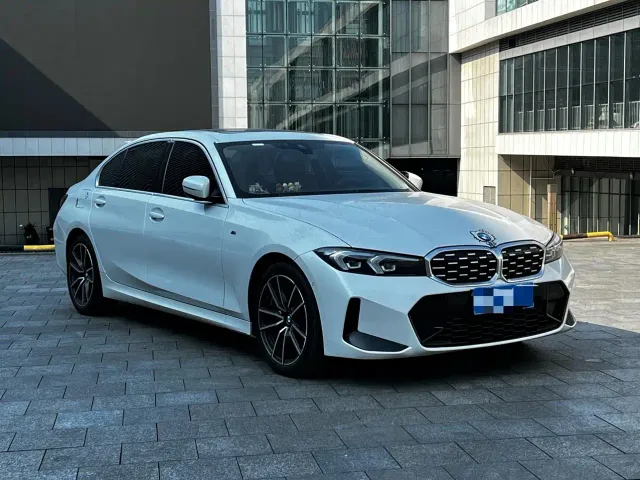 BMW 3 Series — Фото автомобиля 3