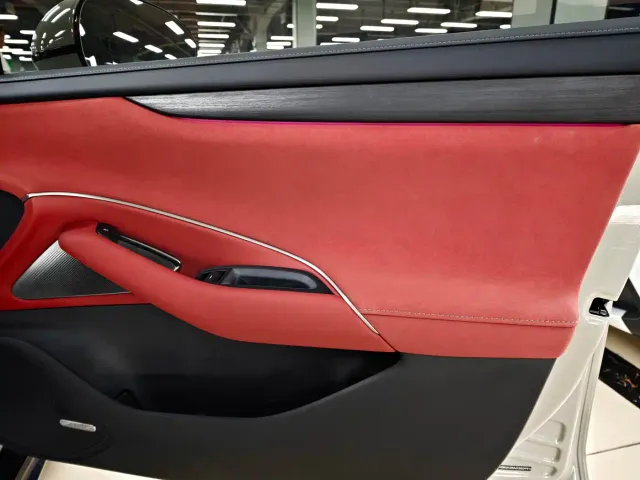 Xiaomi SU7 — Фото автомобиля 22