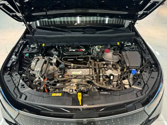 Mercedes-Benz EQB — Фото автомобиля 16