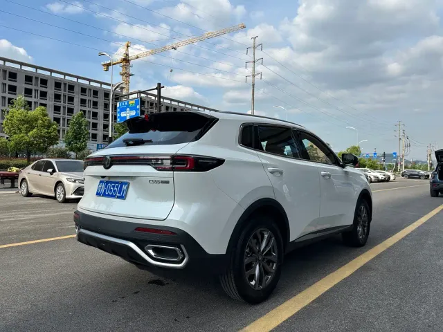 Changan CS55 Plus — Фото автомобиля 4