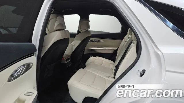 Genesis GV70 Electrified — Фото автомобиля 18