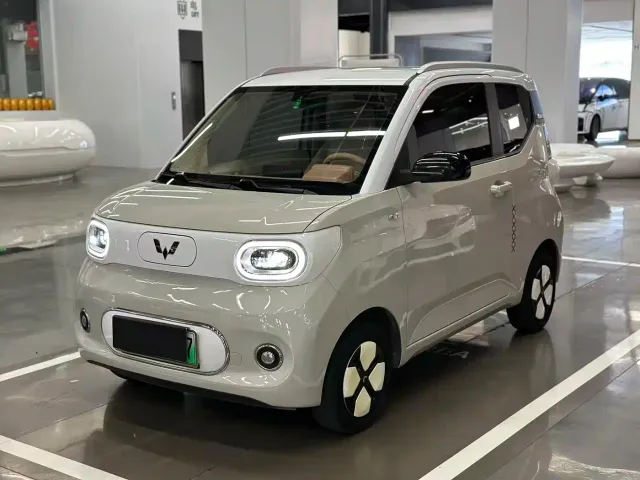 Фотография автомобиля — Wuling Hongguang Mini EV