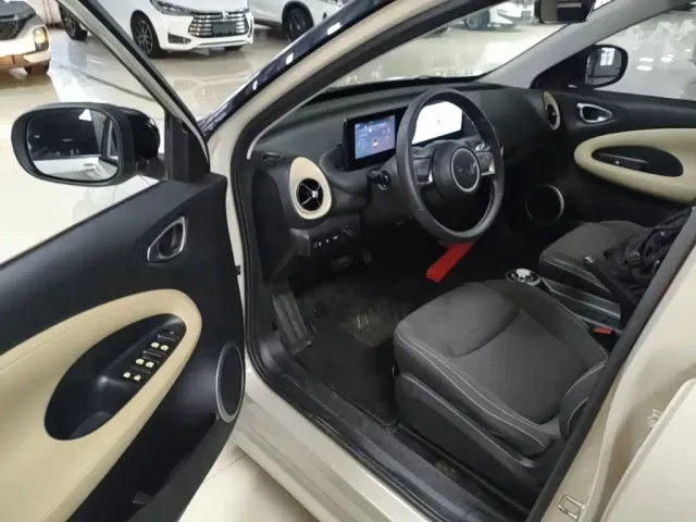 Wuling Bingo — Фото автомобиля 15
