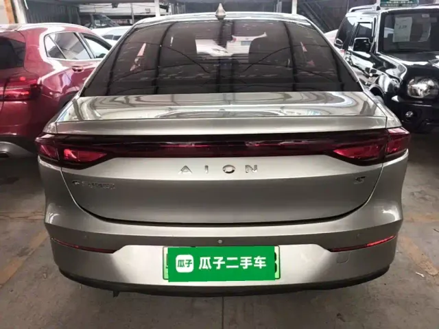 GAC Aion S — Фото автомобиля 5