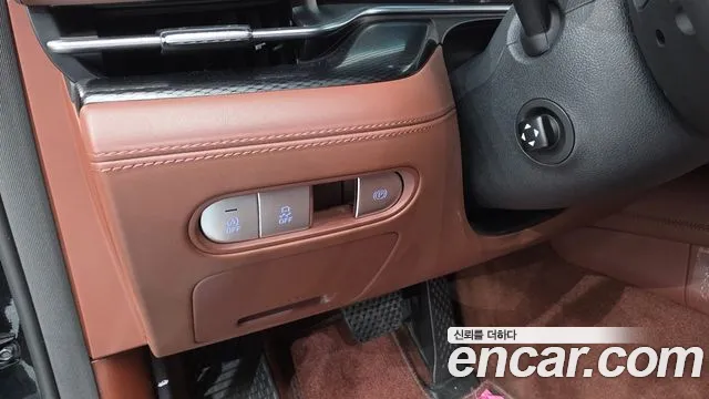 Genesis G90 Бензин 3.5 турбо AWD — Фото автомобиля 21